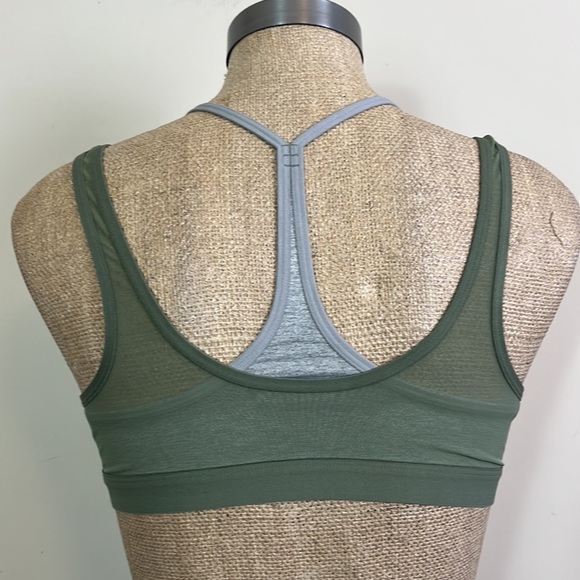 Aerie Sports Bra Women Sz Medium Green Sheer with Gray Built in Bra - Picture 3 of 5
